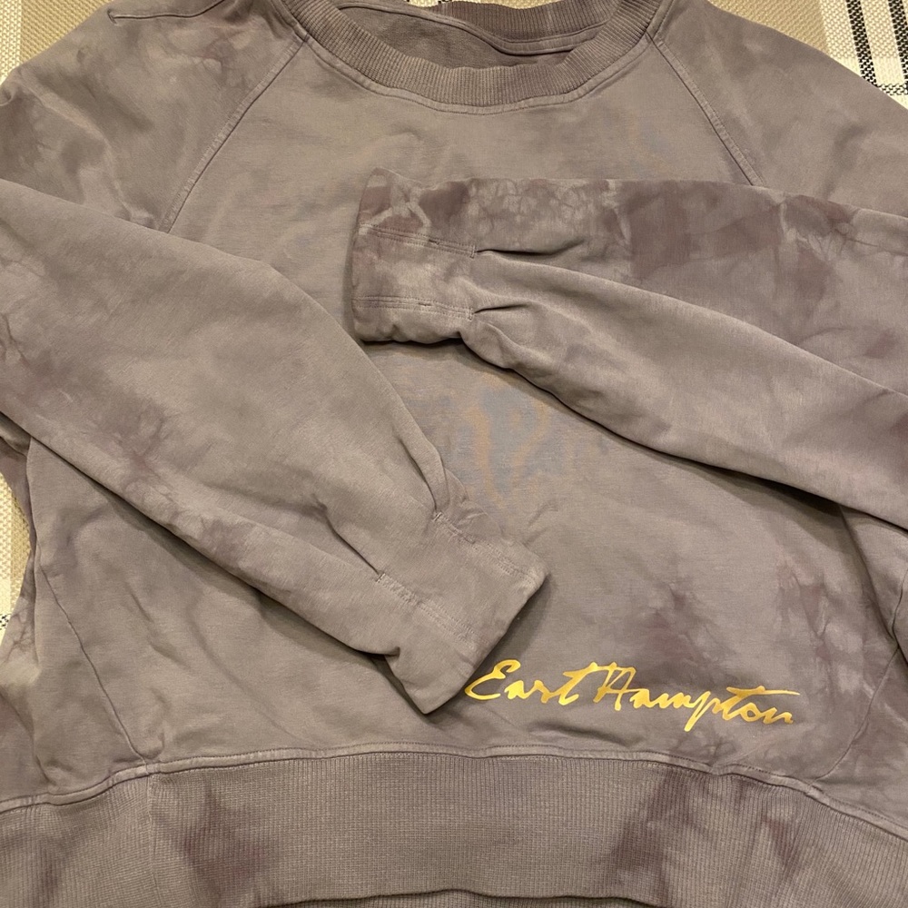 Lululemon sweatshirt